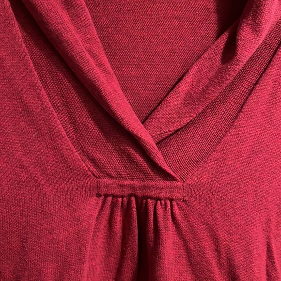 NWOT Eddie Bauer Magenta Sweater - Picture 3 of 8